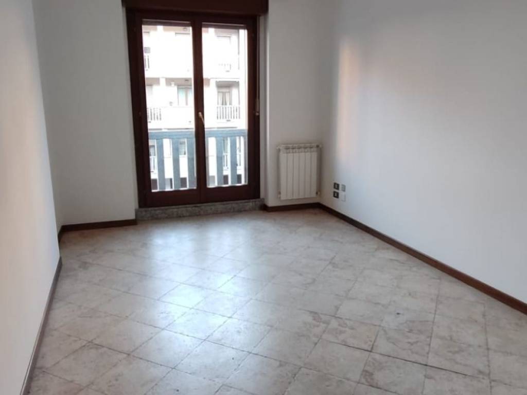 Appartamento a Novara in Via Carlo Cerruti, 17 - Foto 3