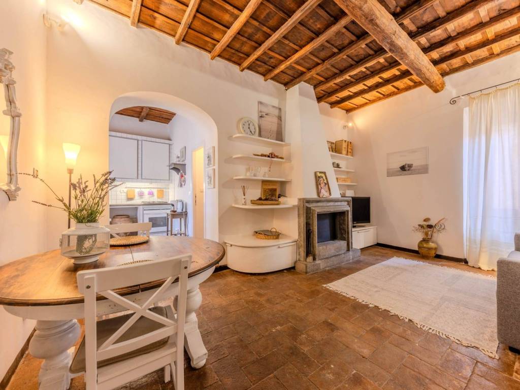 Appartamento a Capodimonte in Piazza della Rocca - Foto 2