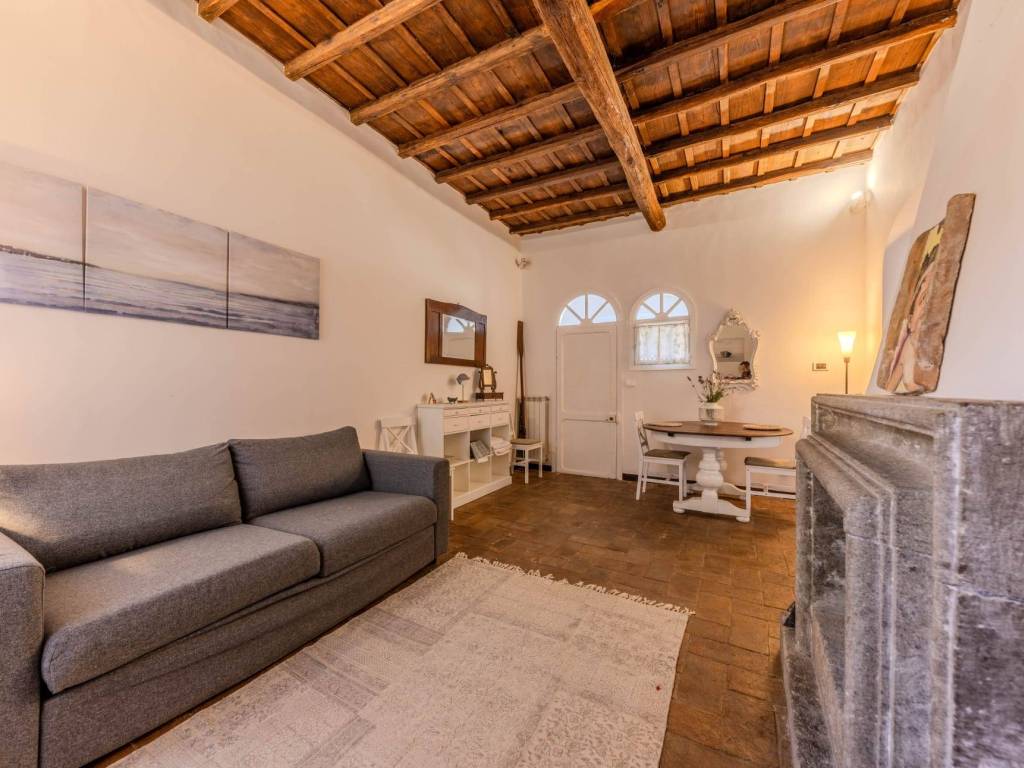 Appartamento a Capodimonte in Piazza della Rocca - Foto 3