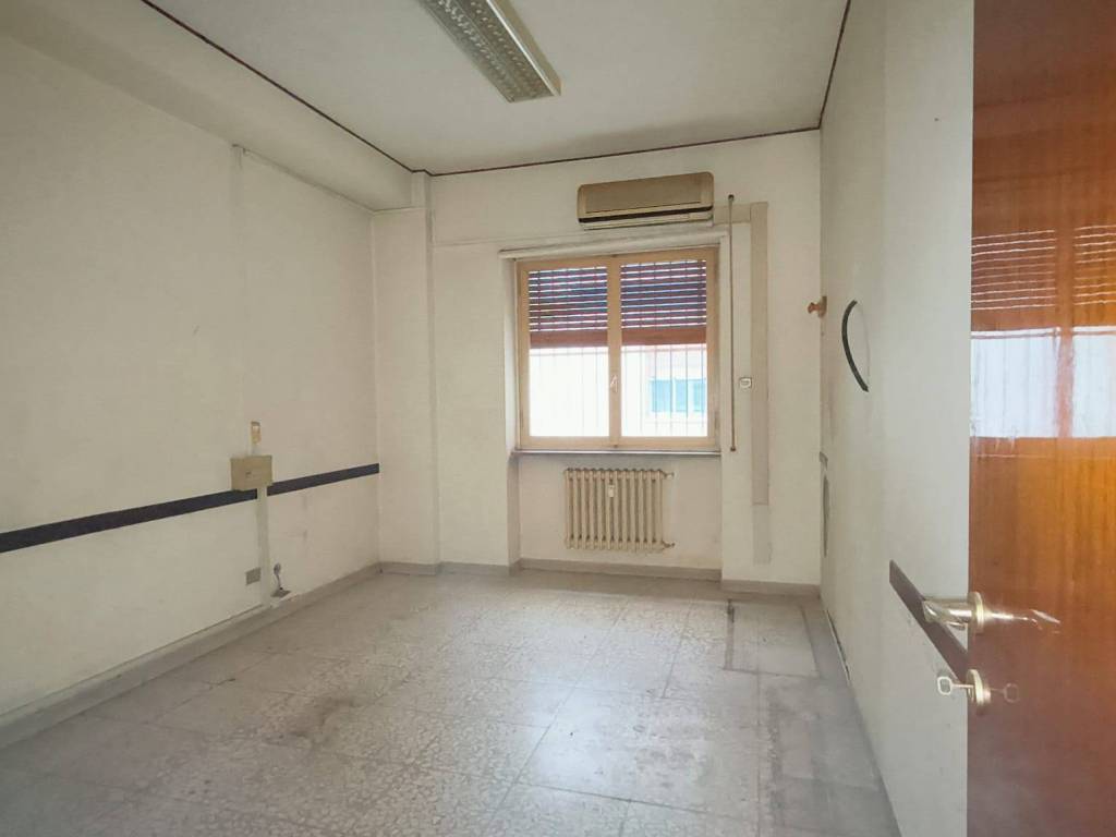 Palazzo / stabile a Pescara in Via Giosuè Carducci - Foto 5
