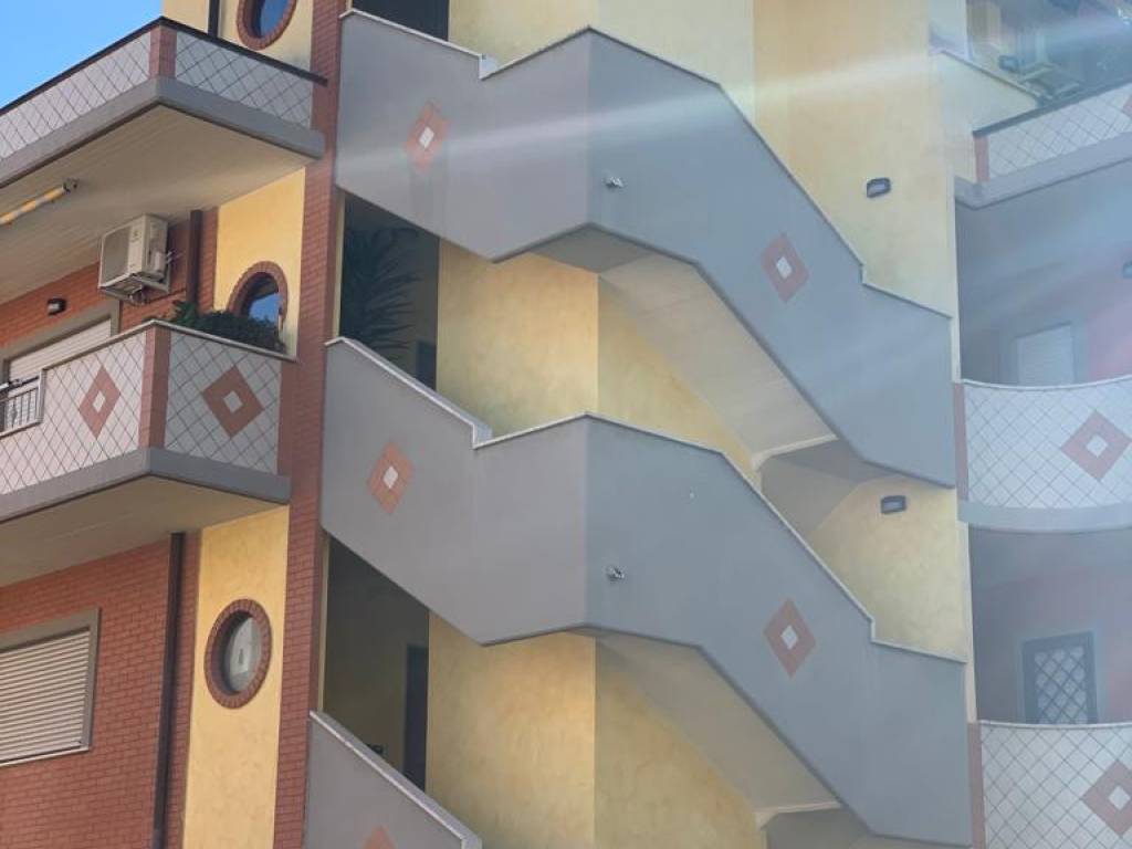 Attico / mansarda a Aprilia in Via Antonio Meucci, 18 - Foto 2