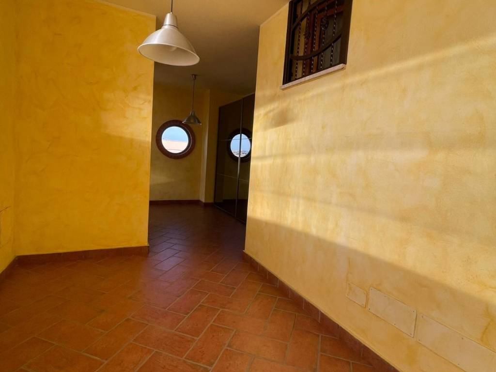 Attico / mansarda a Aprilia in Via Antonio Meucci, 18 - Foto 5