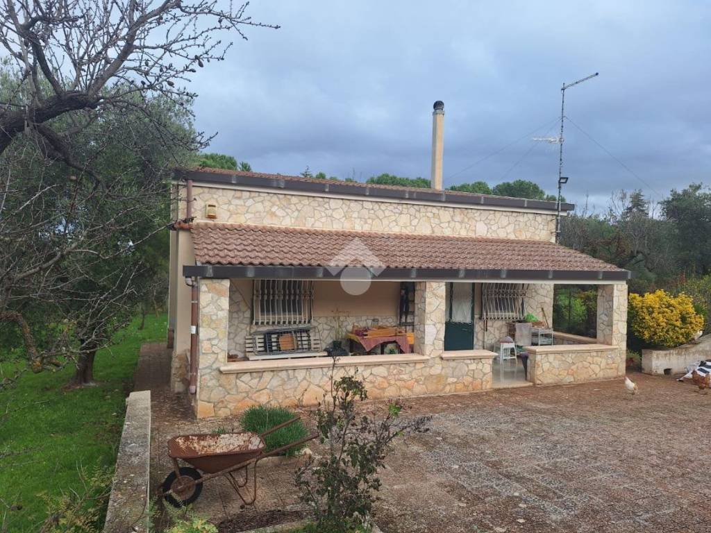 Villa a Sannicandro di bari in C.da Parco Torre, 46 - Foto 2