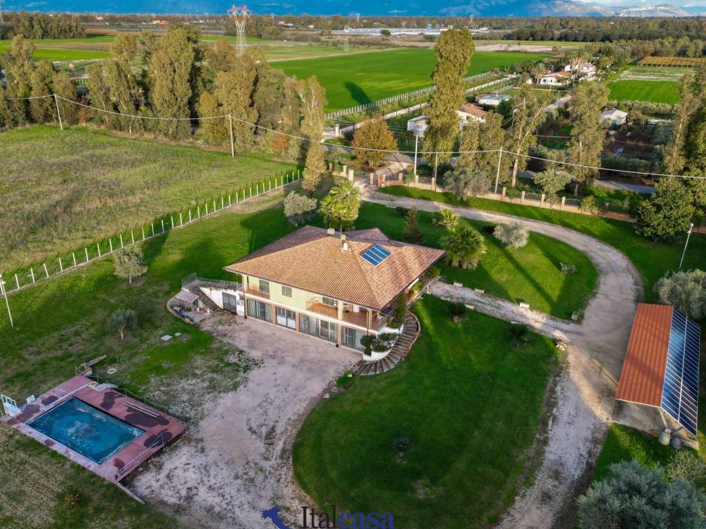 Villa a Latina in Strada di Monfalcone, 197 - Foto 3