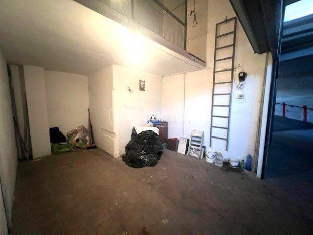 Box / garage a Foggia in Via Gino Acquaviva - Foto 4