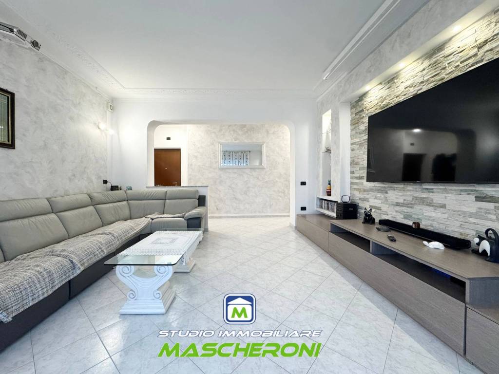 Appartamento a Paderno dugnano in Via Firenze - Foto 2