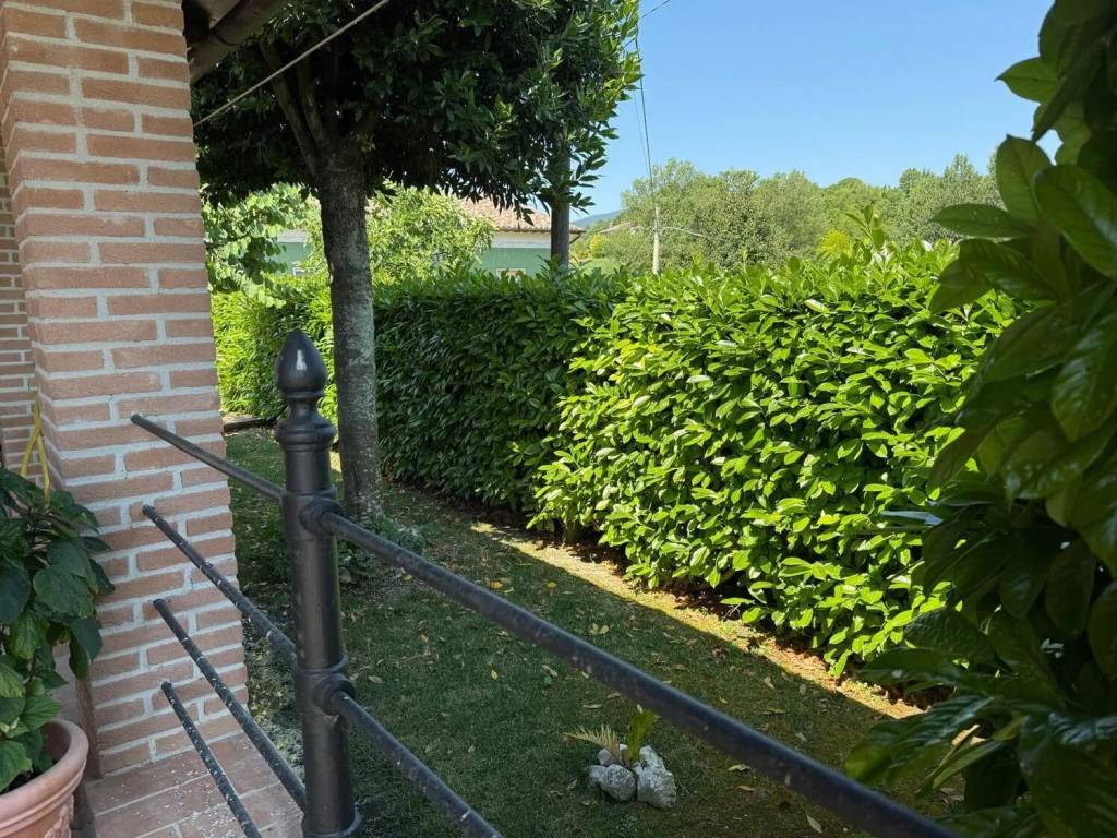 Villa a Avigliano umbro in Località Pantane, 97 - Foto 4