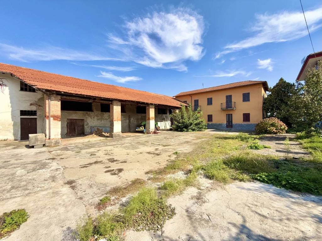 Rustico / casale a Cuneo in Via Cascina Pozzo, 18. - Foto 5
