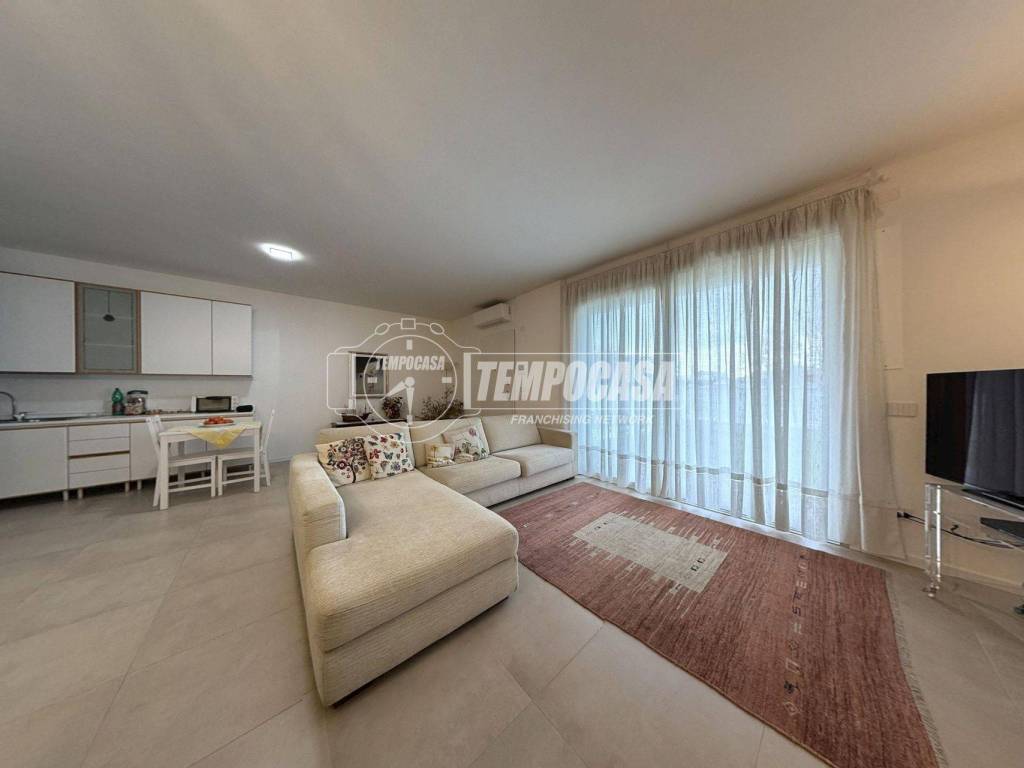 Appartamento a Abano terme in Viale Giuseppe Mazzini, 30 - Foto 2