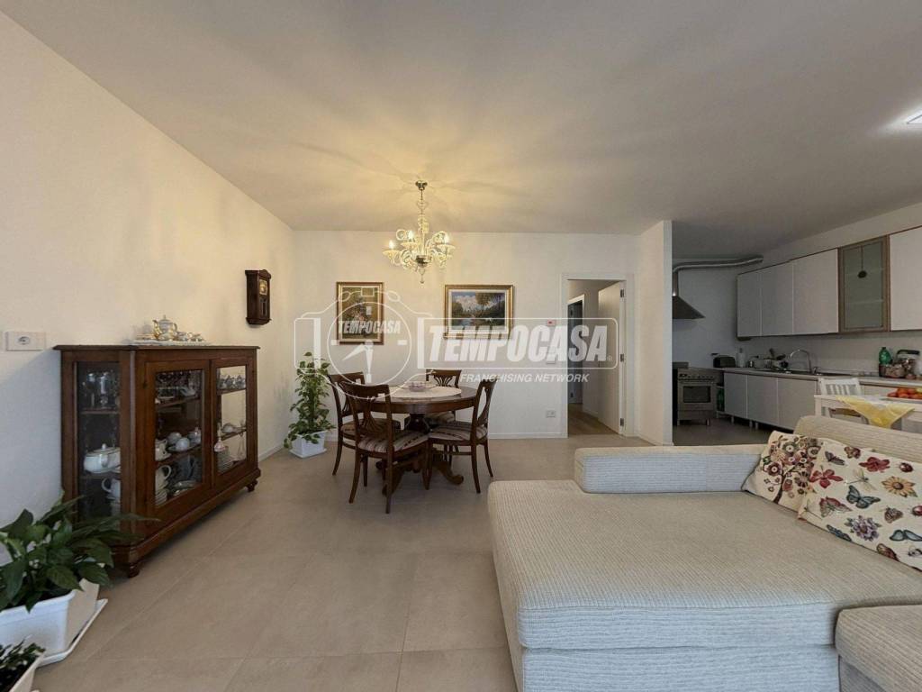 Appartamento a Abano terme in Viale Giuseppe Mazzini, 30 - Foto 4