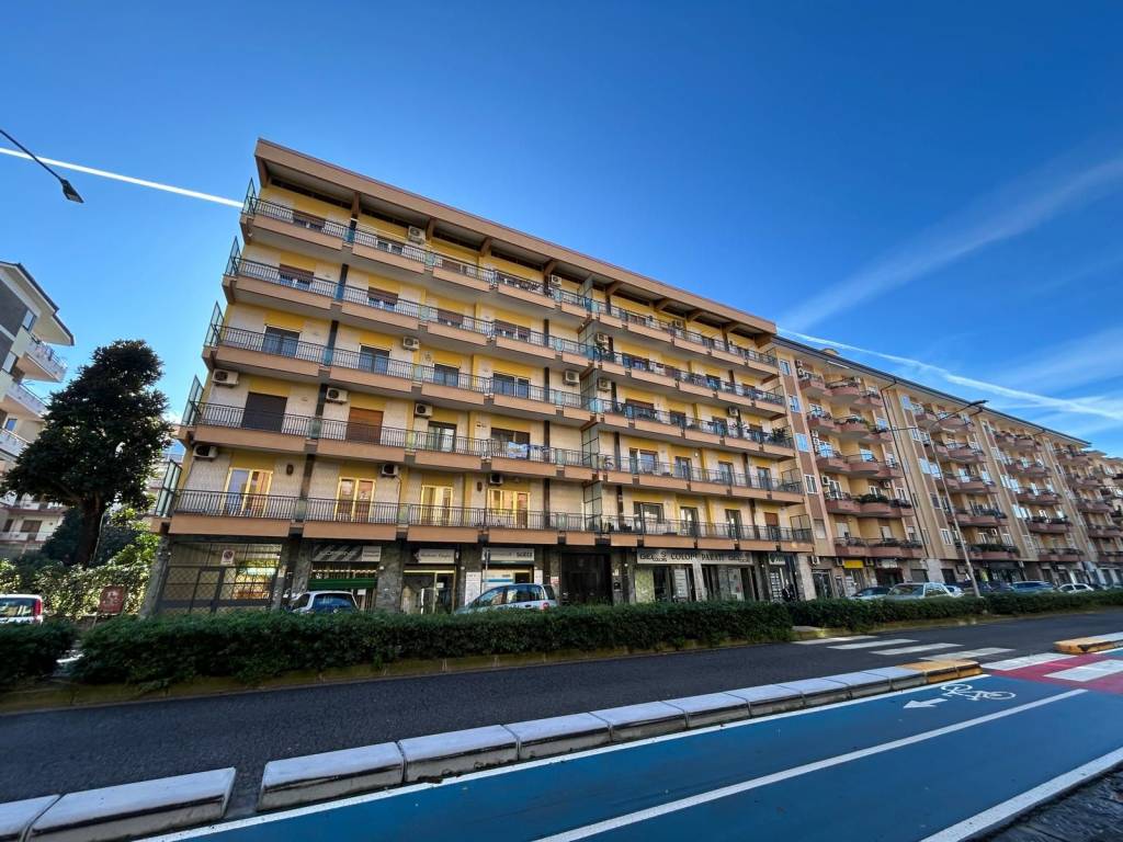 Appartamento a Caserta in Via Giuseppe Maria Bosco - Foto 2