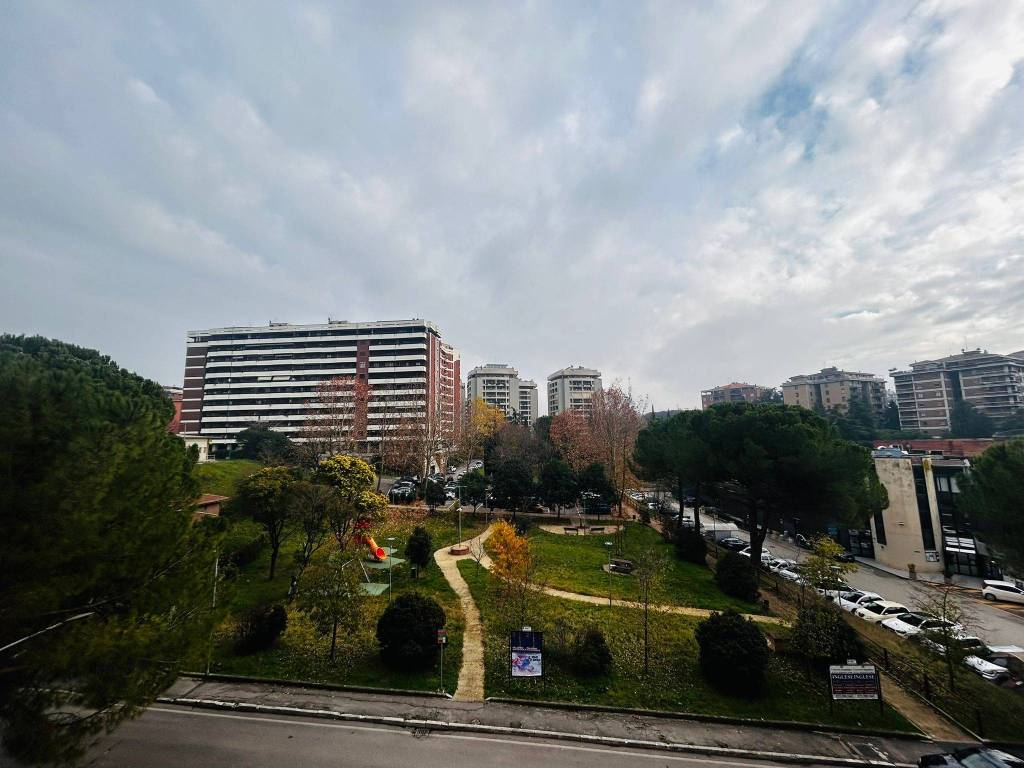 Appartamento a Perugia in Via Romeo Gallenga, 110 - Foto 3