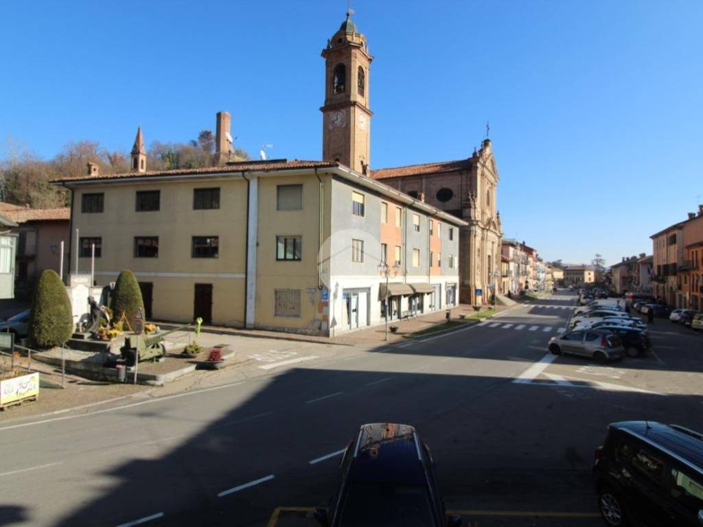 Appartamento a Corneliano d'alba in Piazza Cottolengo, 61 - Foto 2