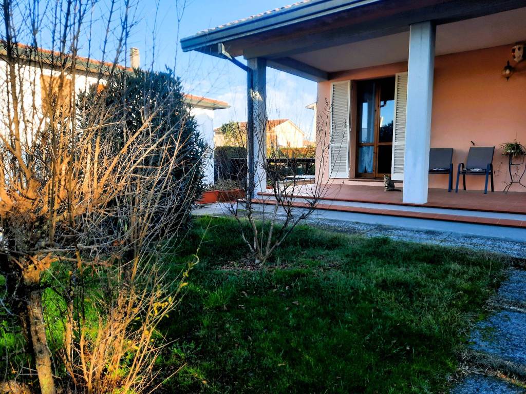 Villa a Massa lombarda in Via Modena, 35 - Foto 5