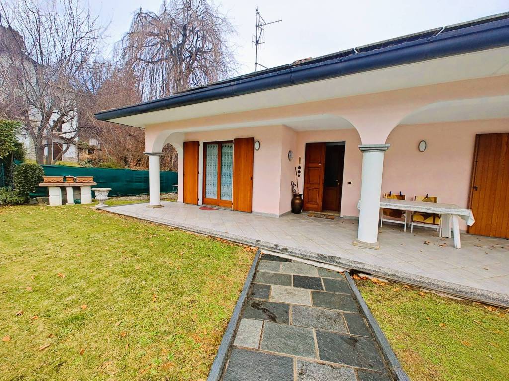 Villa a Alta valle intelvi in Vicolo Brenta, 7 - Foto 5