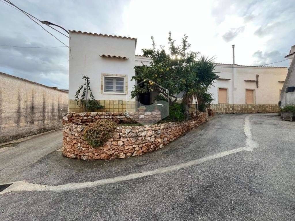 Casa indipendente a Marsala in C/da Colombaio Lasagna - Foto 2