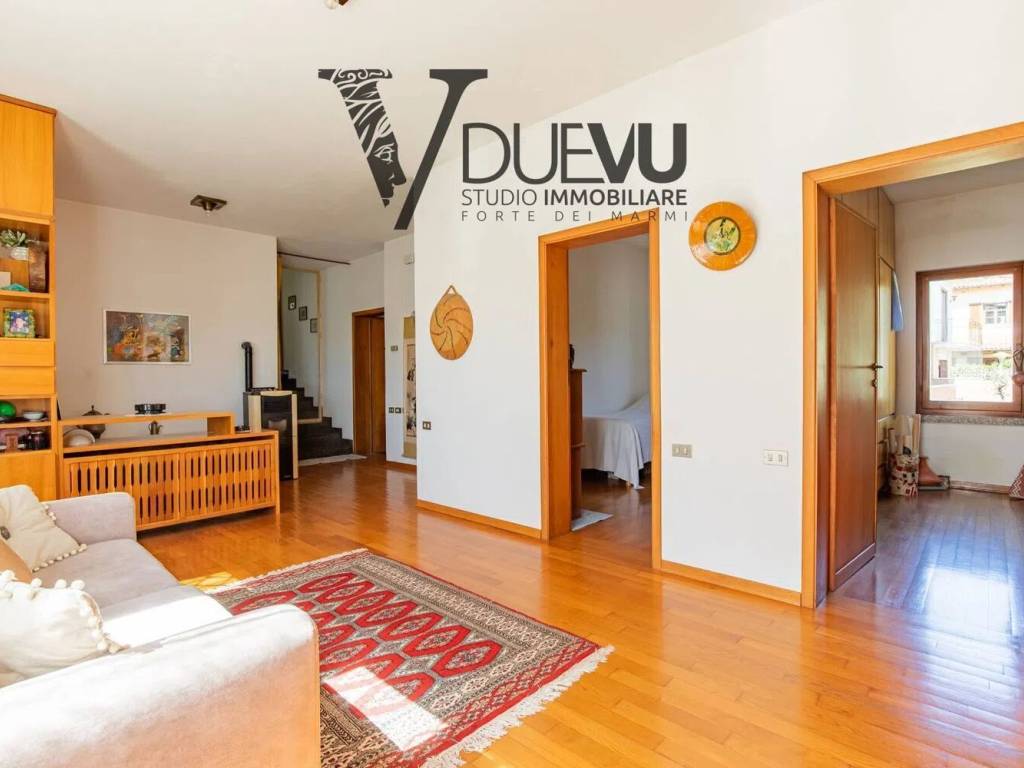 Villa a Seravezza in Via Delle Rose - Foto 3