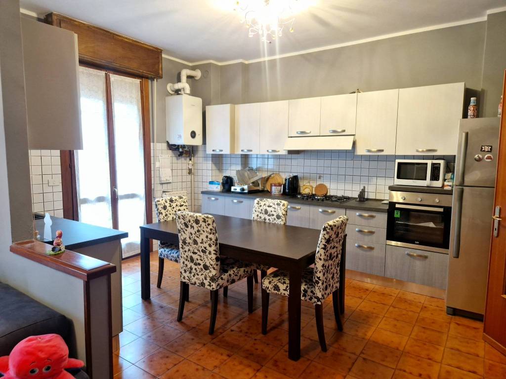 Appartamento a Goito in Via Vincenzo Bellini - Foto 3