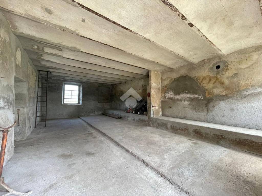 Rustico / casale a Oleggio in Via Mezzomerico, 3 - Foto 5
