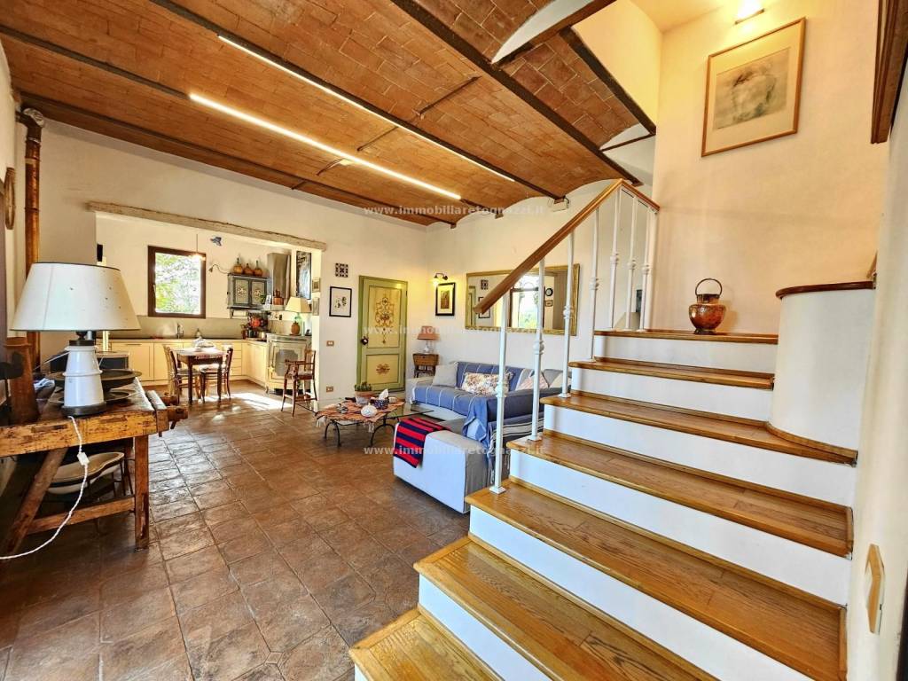 Casa indipendente a San gimignano in Località San Benedetto - Foto 5