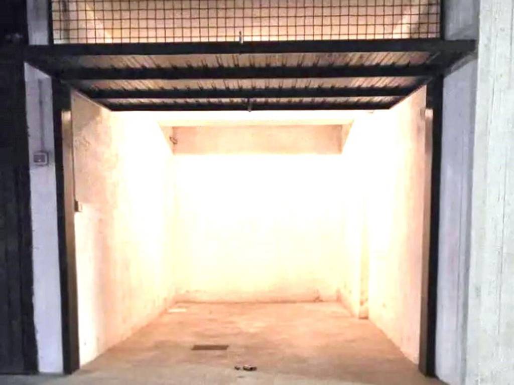 Box / garage a Perugia in Via Luigi Rizzo - Foto 2
