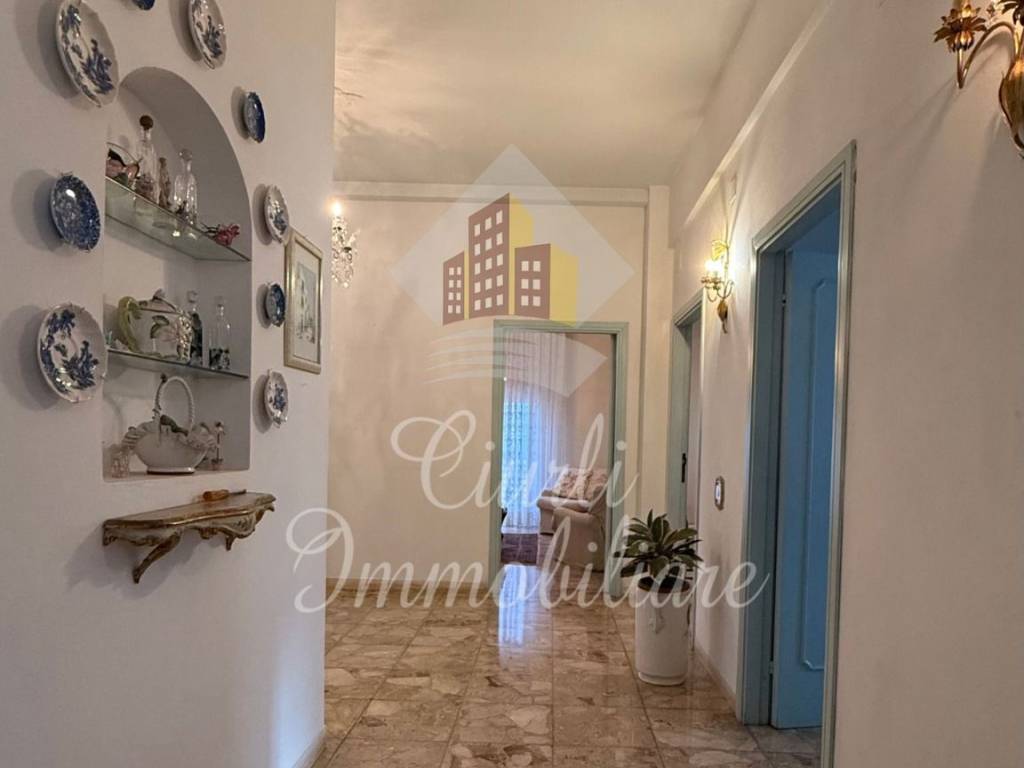 Appartamento a Piombino in zona nuova - Foto 4