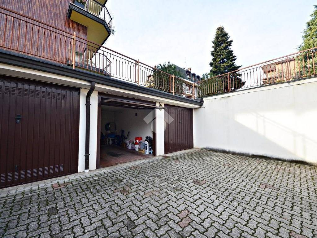 Box / garage a Cernusco sul naviglio in via Gozzano, 6 - Foto 2