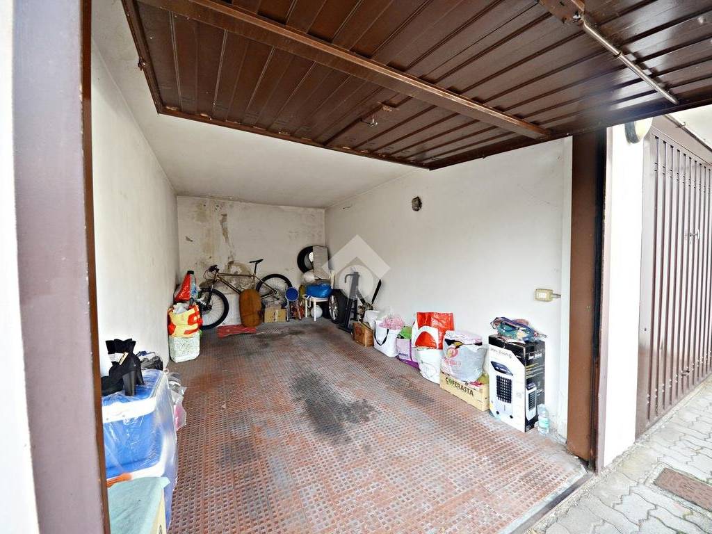 Box / garage a Cernusco sul naviglio in via Gozzano, 6 - Foto 5