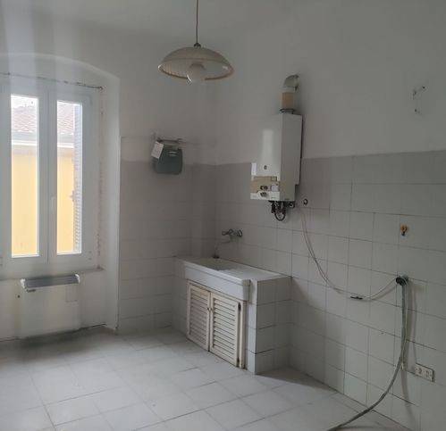 Villetta a schiera a Sarzana in Viale Giuseppe Mazzini 235 - Foto 2