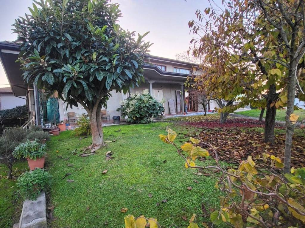 Villa a Suzzara - Foto 4