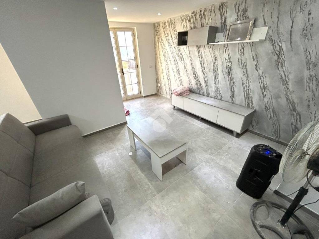 Casa indipendente a Lamezia terme in Via Liguria, 27 - Foto 3