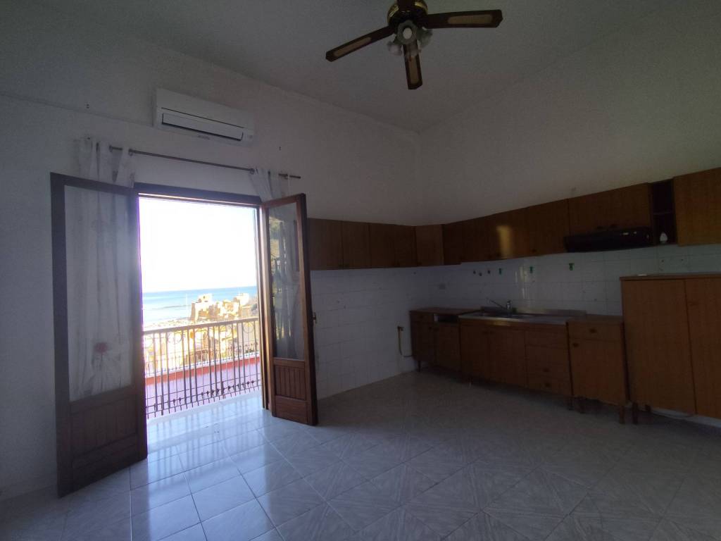 Casa indipendente a Castellammare del golfo in Via Canale Vecchio - Foto 4