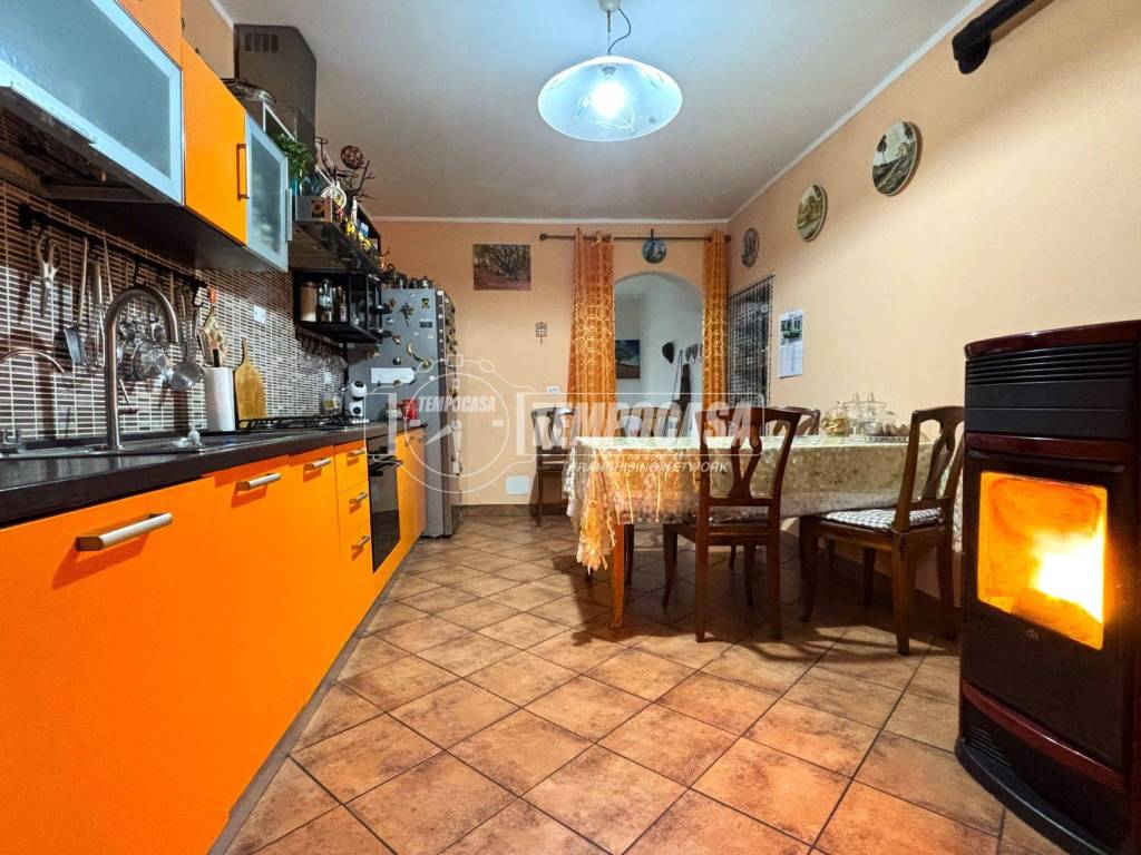 Casa indipendente a Gaglianico in Via Giuseppe Galliano - Foto 2