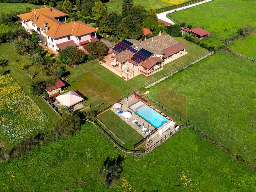 Villa a Bracciano in Via Baglione - Foto 3