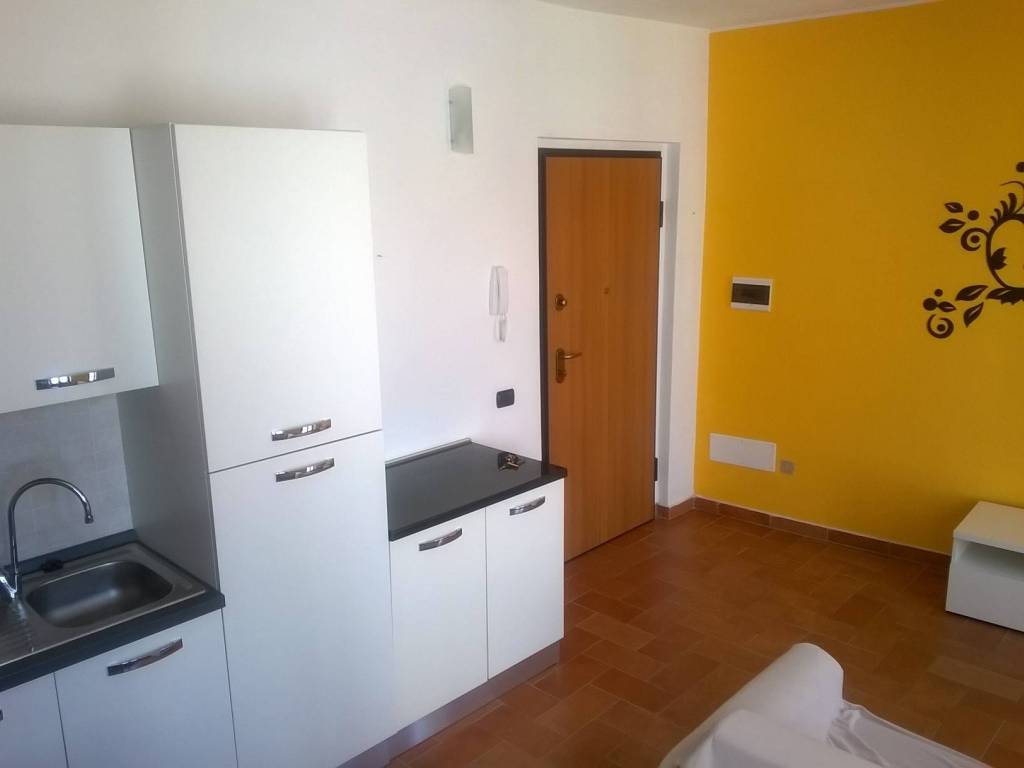 Appartamento a Alessandria in Via Inviziati, 18 - Foto 2