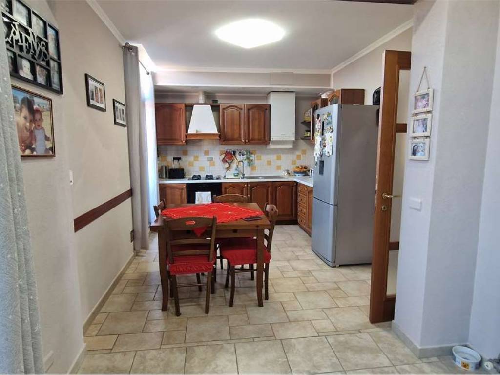 Appartamento a Besozzo in via binda, 21 - Foto 5