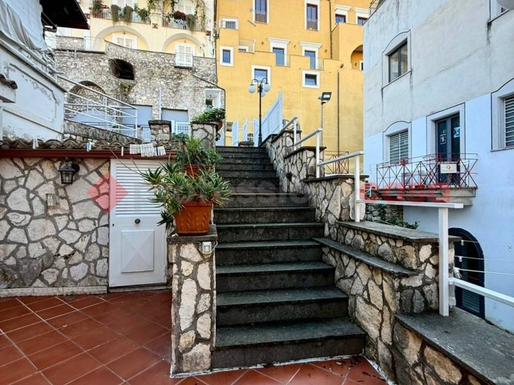 Appartamento a Gaeta in via Regina Maria Sofia - Foto 2