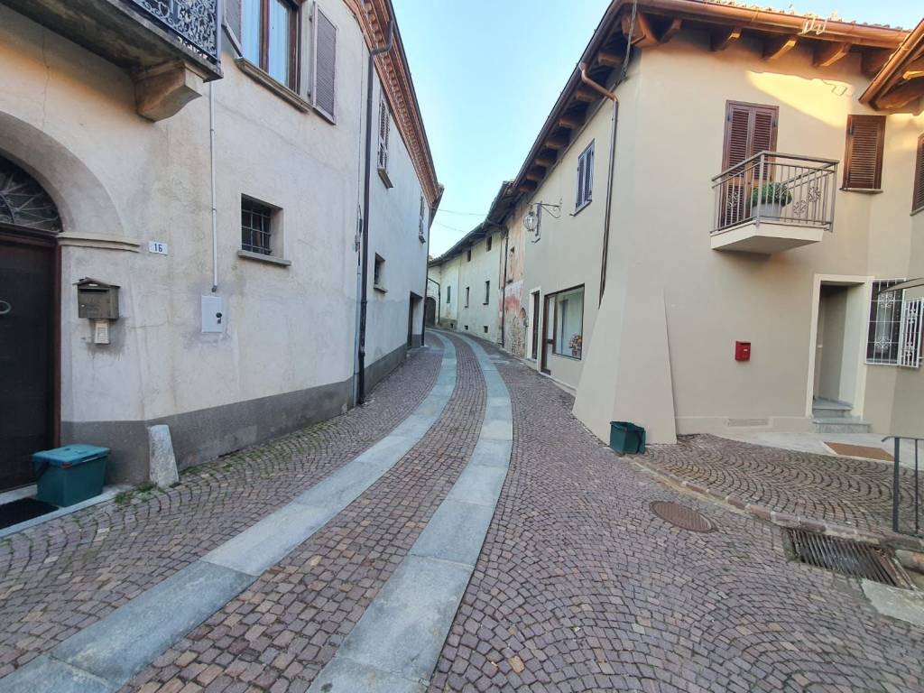 Appartamento a Serralunga d'alba in Via Roma - Foto 3