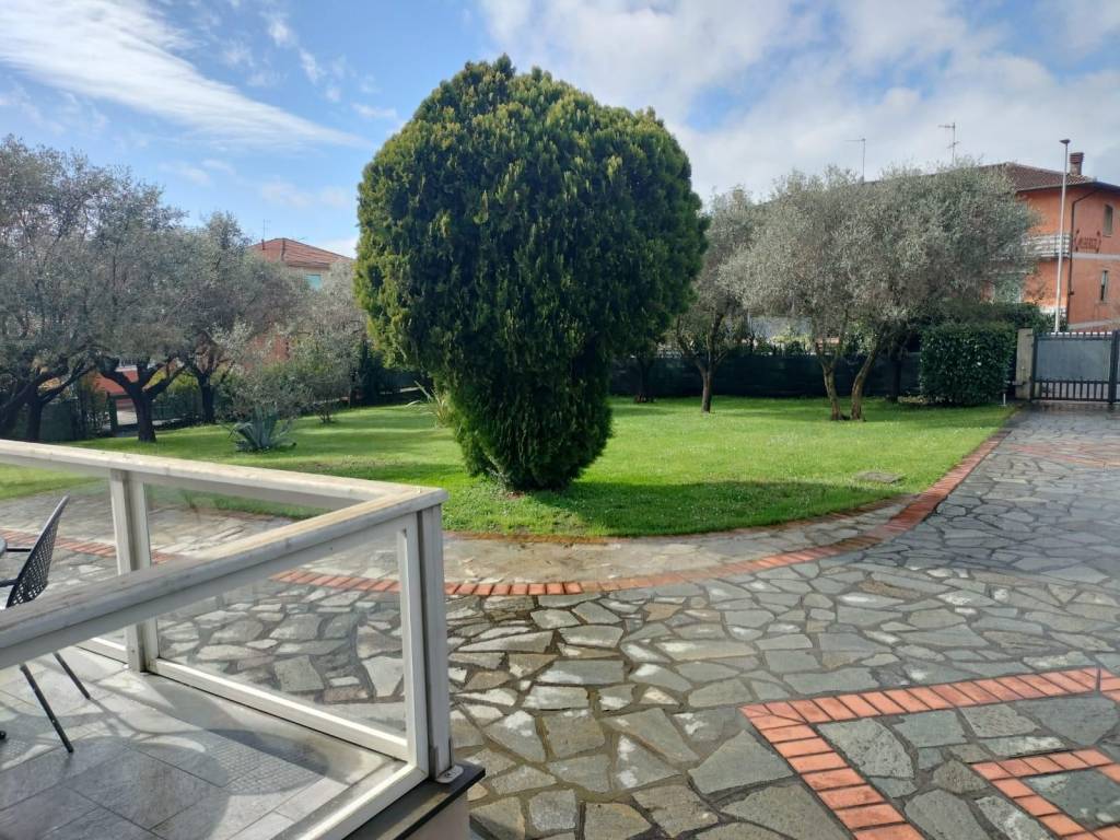 Appartamento a Santo stefano di magra in Via Cisa Sud - Foto 2