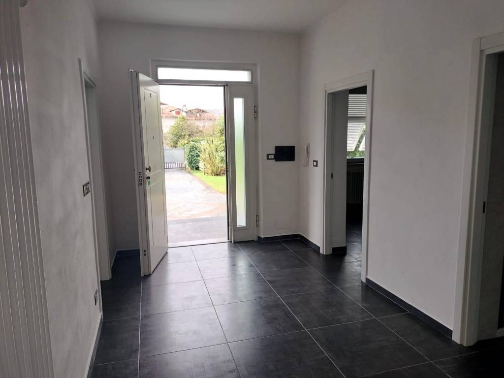 Appartamento a Santo stefano di magra in Via Cisa Sud - Foto 3