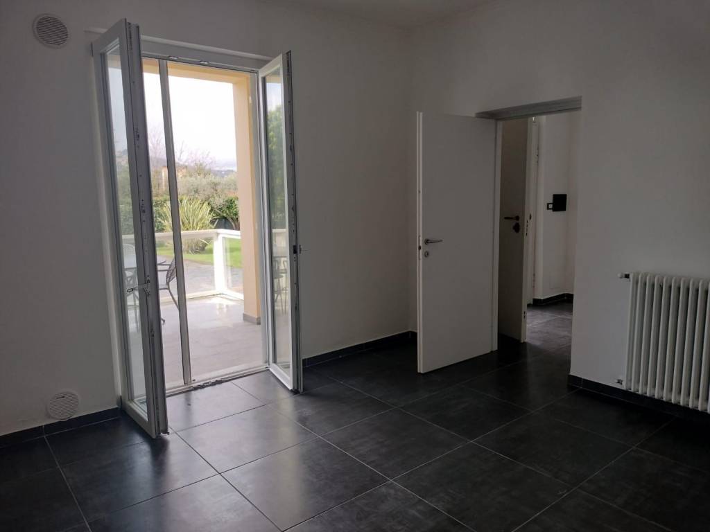 Appartamento a Santo stefano di magra in Via Cisa Sud - Foto 4