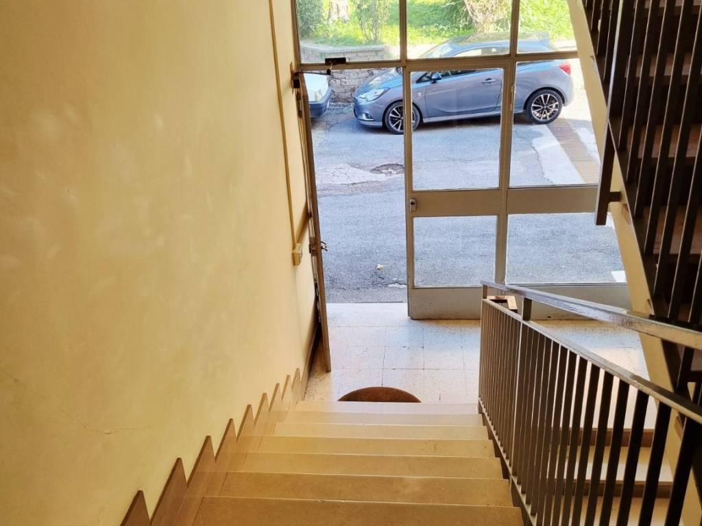 Appartamento a Genzano di roma in Viale delle Regioni, 15 - Foto 2