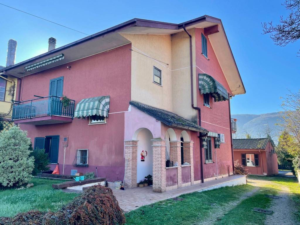 Villa a Ceccano in Via Colle Ceci - Foto 2