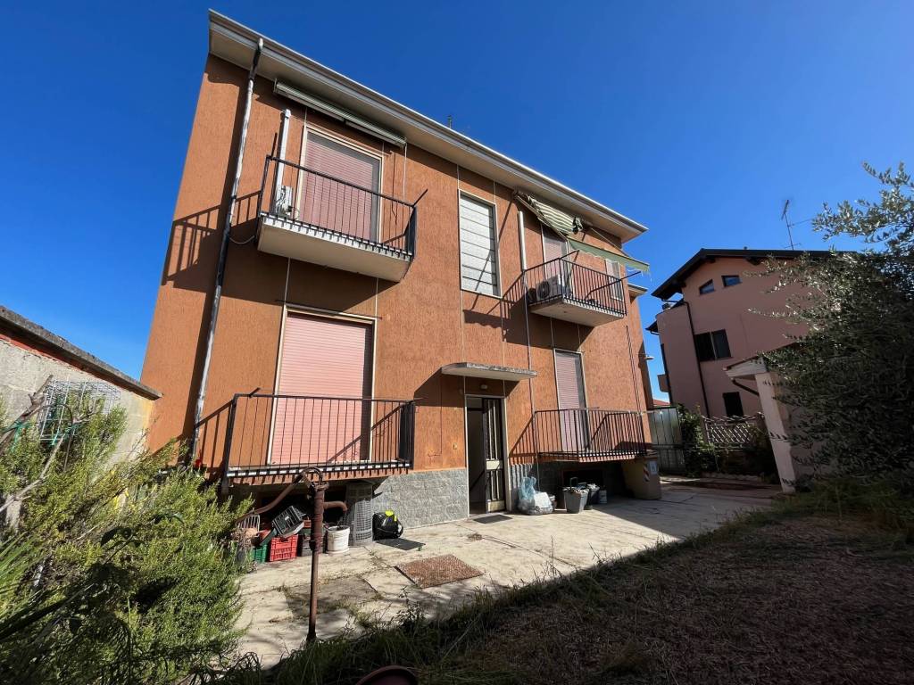 Villa a Cassolnovo in Via Roma - Foto 2