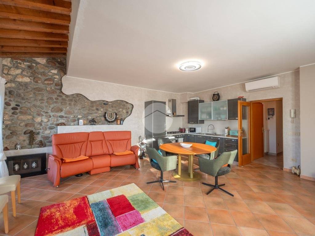 Appartamento a Cavaion veronese in Via Pressenga, 16 - Foto 5