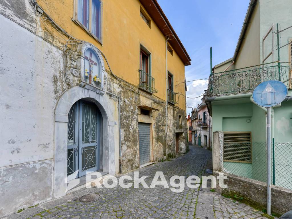Casa indipendente a Cava de' tirreni in Via Salvatore Coda, 35 - Foto 4