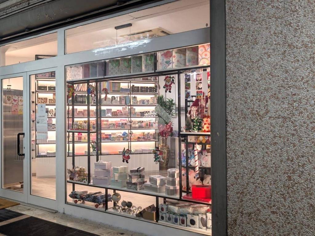 Appartamento a Guidonia montecelio in Locale commerciale Viale Valle Dell'Aniene, 4 - Foto 2