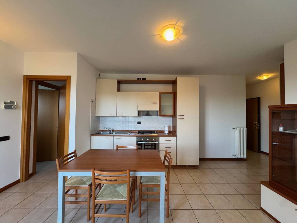 Appartamento a Cantù in Via Verona - Foto 2