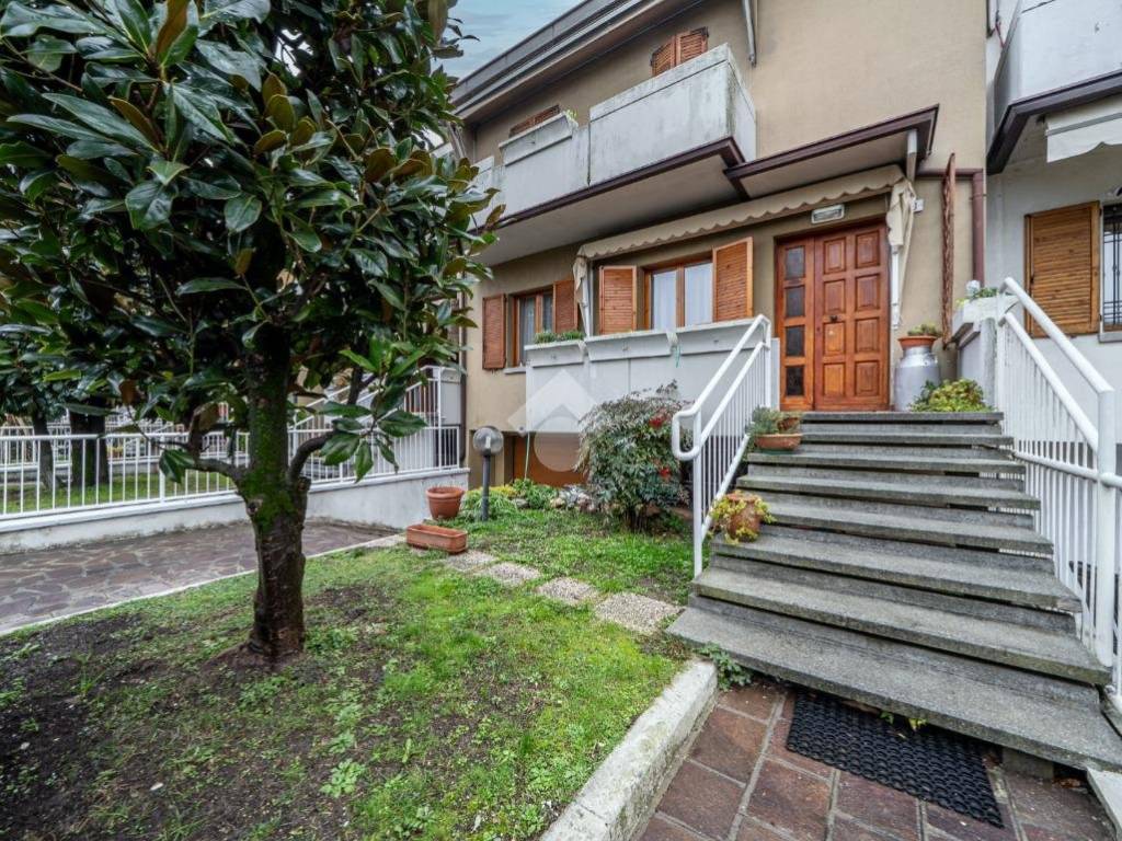 Casa indipendente a Carpi in Via Tofane, 10 - Foto 2
