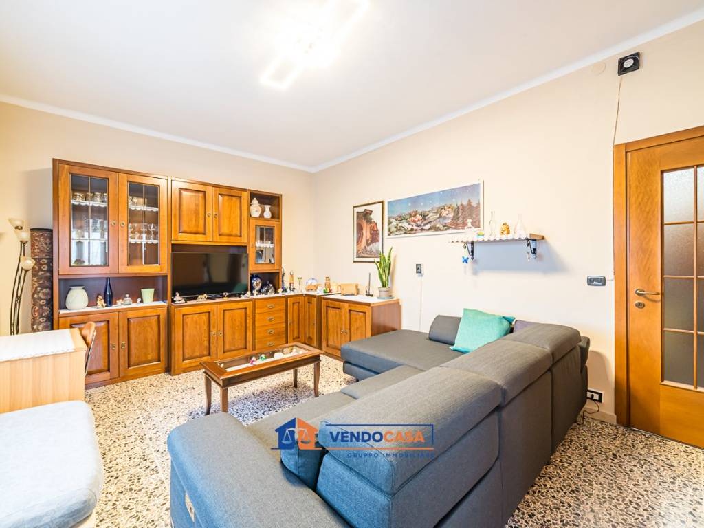 Appartamento a Santa vittoria d'alba in Strada Cinzano, 5 - Foto 3